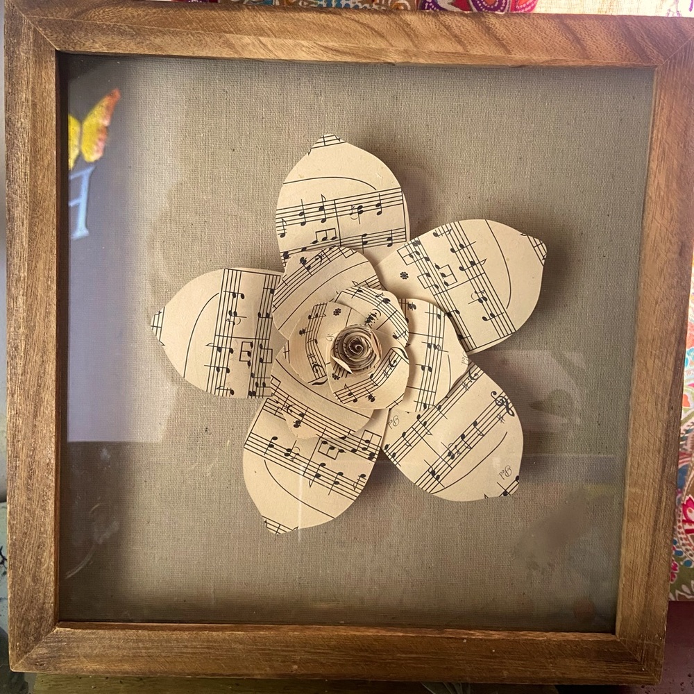 Music sheet flower wall art